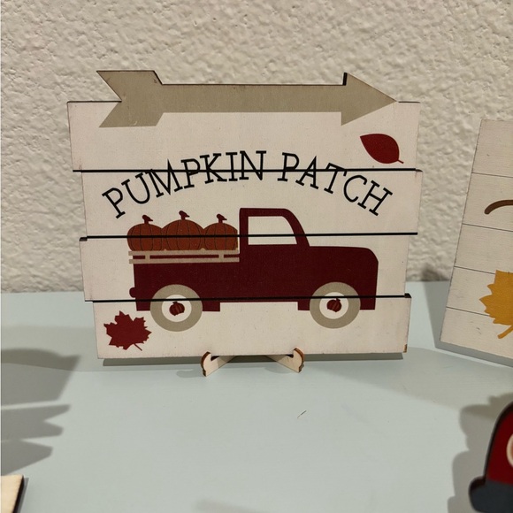 Set of mini fall decor wood signs, new - Picture 6 of 12